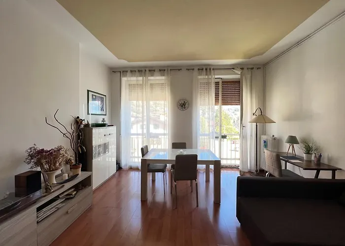 Casa Mina Mandello del Lario